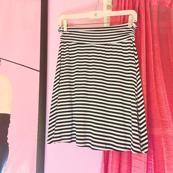 Target Dresses & Skirts - Target Jailbreak Black/White Stripe Mini Skater Skirt High Waisted Women’s Small